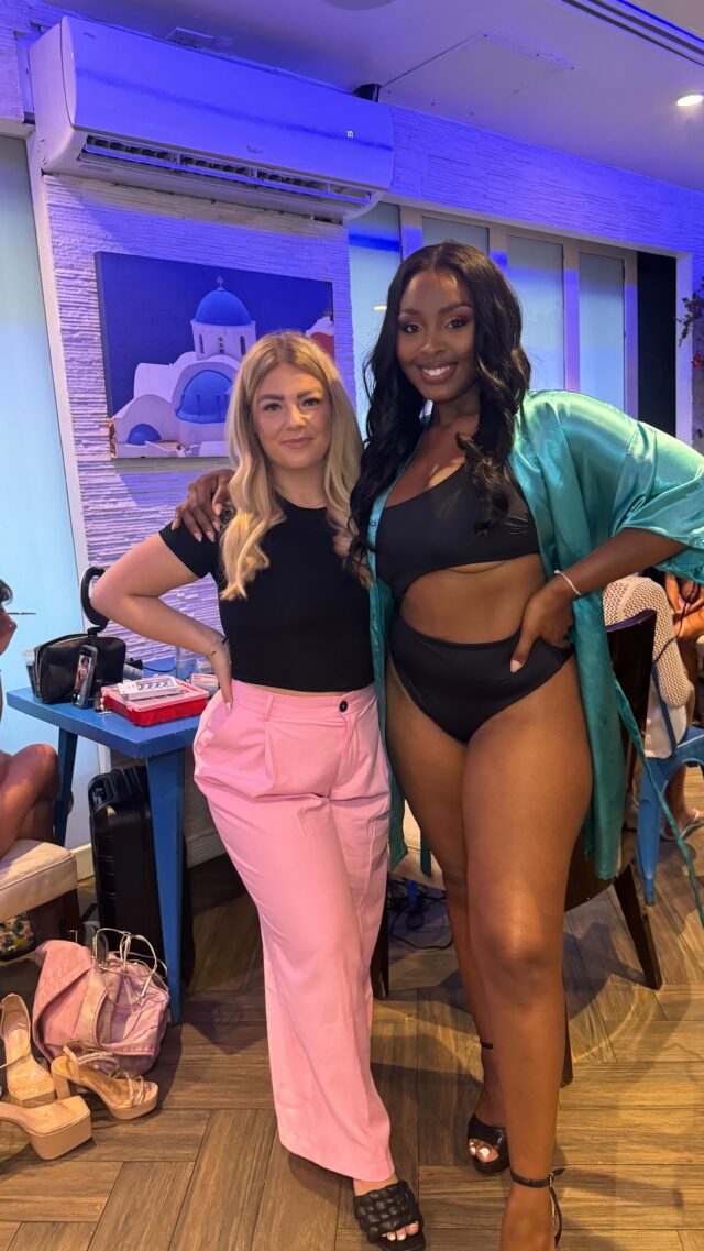 DAY 2 from swimweek 

ANOTHER DAY , ANOTHER SHOW , ANOTHER MODELS ✨👙

Collection by @iamlindajasmine @official1901collection @anabellbuehl 

#swimweek #miamiswimweek #models #show #bikini #bademode #miami #work #hairdresser #travel #behindthescenes #backstage #workinprogress #behindthechairstylist #reel #reelit #reelitfeelit  #reelinstagram #bündefriseurin #fromgermany #fashionweek